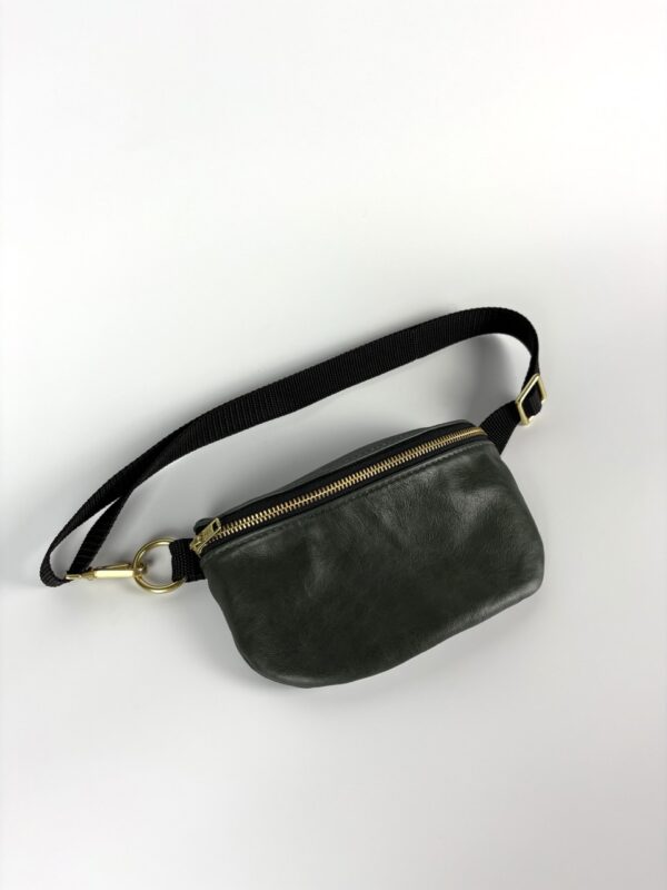 251030_3 The Franny in Green and Brass