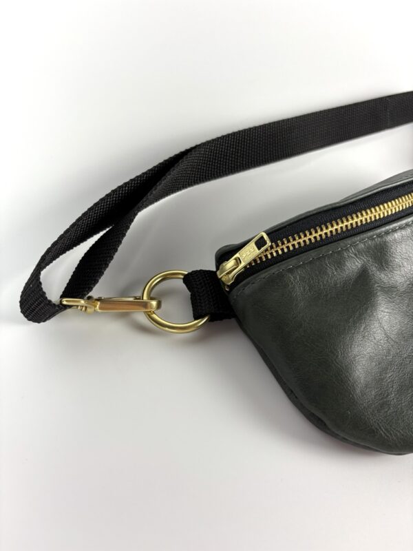 251030_4 The Franny in Green and Brass