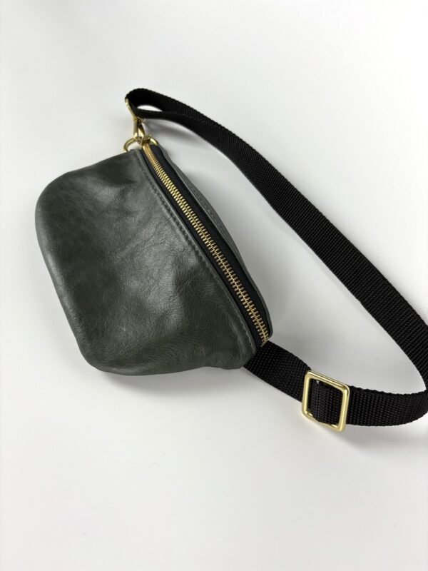 251030_5 The Franny in Green and Brass