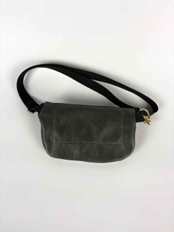 251030_6 The Franny in Green and Brass