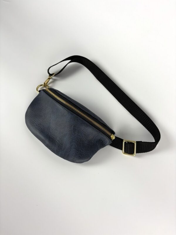 251032_4 The Franny in Blue and Brass