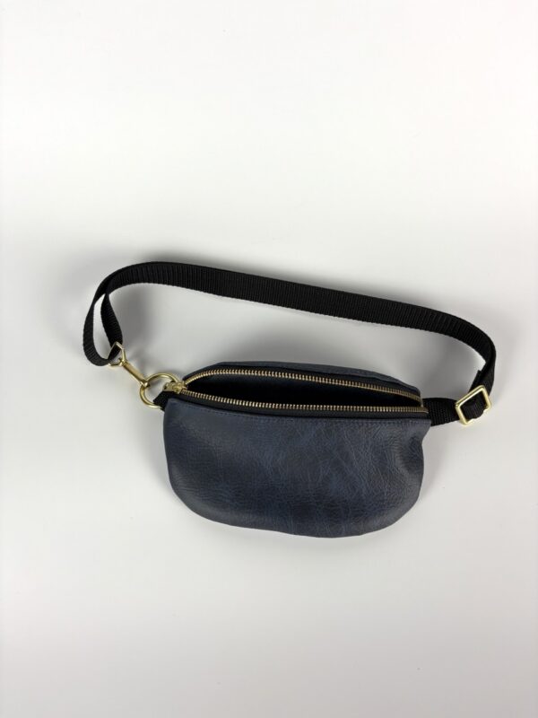 251032_7 The Franny in Blue and Brass